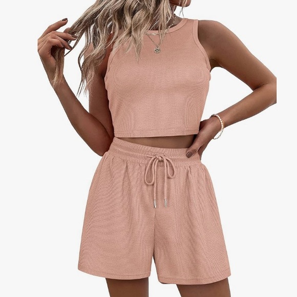 zeagoo Tops - Peach Sleeveless Top and Shorts Set